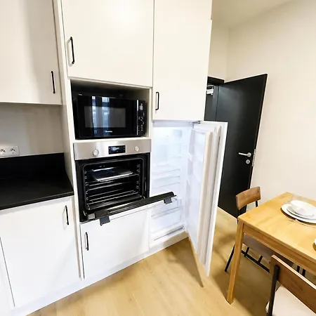 15min Walk To Center Stylish 3br & 1lr * Ghent