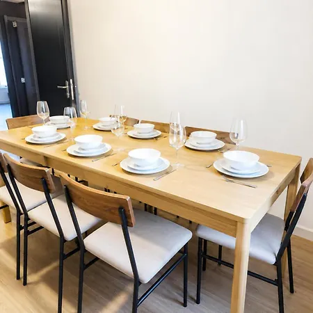 Apartman 15min Walk To Center Stylish 3br & 1lr Gent